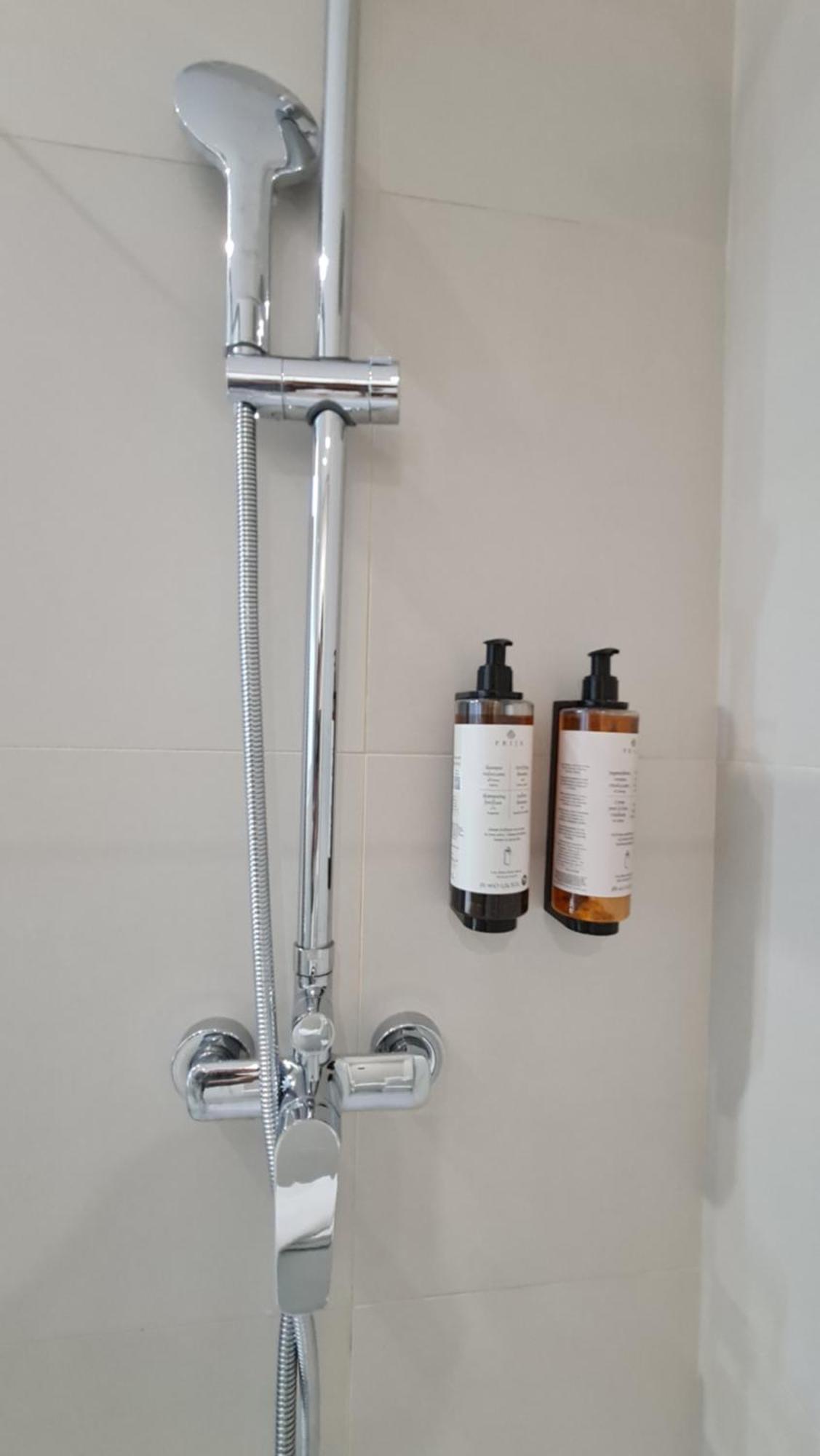 شقة Navas 101 Cosmopolitan Loft غرناطة المظهر الخارجي الصورة